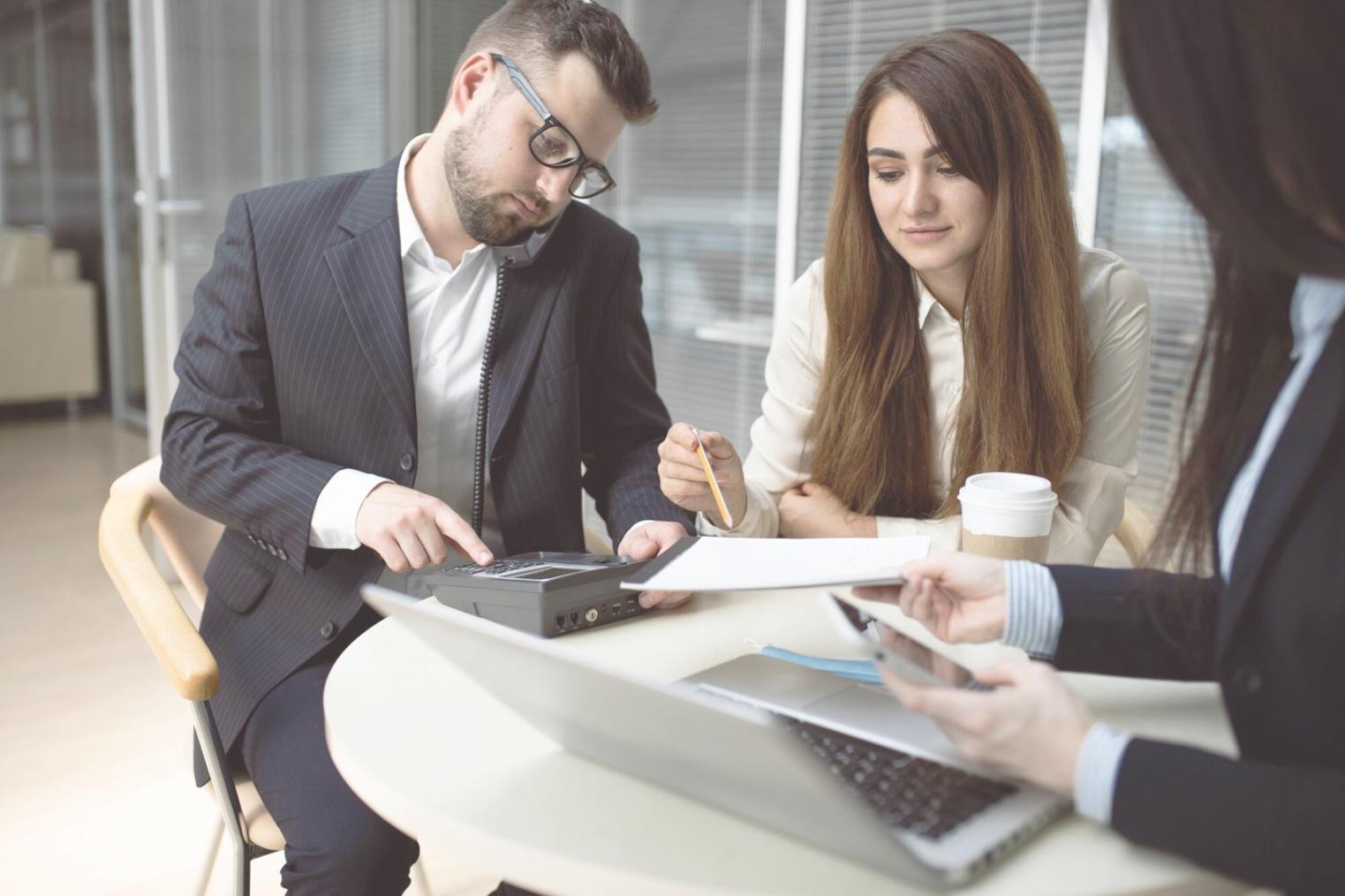 Startup-Entwicklung und Venture Building bei nuveliqara